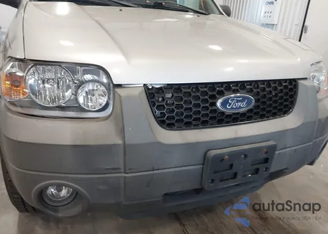 2005 Ford Escape Xlt из США, поврежденный, VIN 1FMYU93125KE47128
